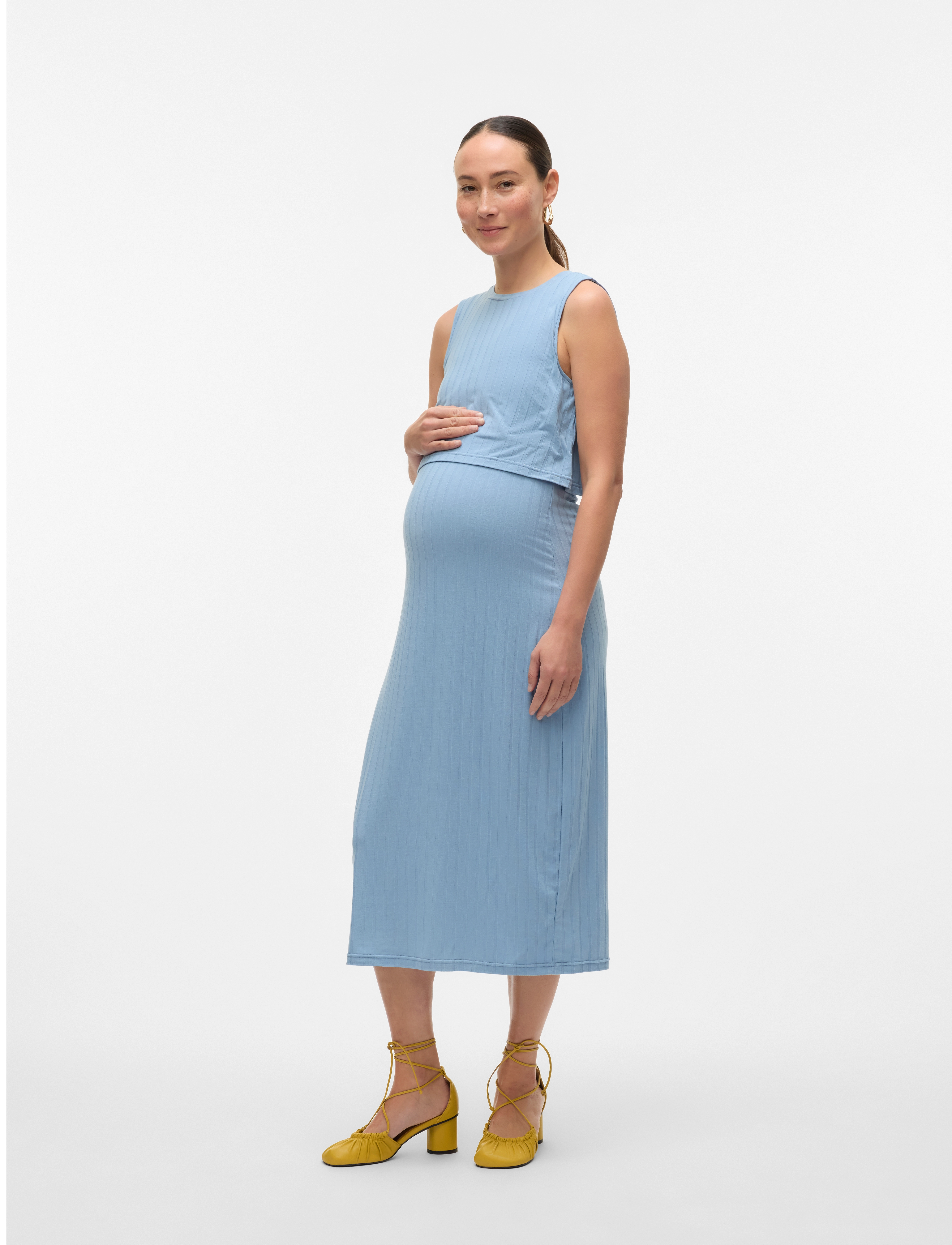 Mamalicious MLLUCY JUNE SL JRS MIDI DRESS 2F - Äidille - SOFT CHAMBRAY / blue