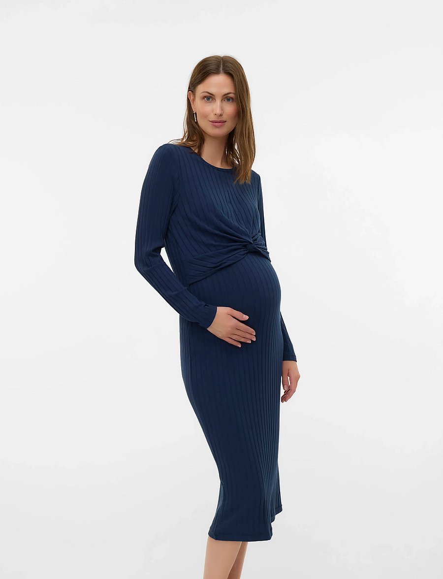 Mamalicious - MLLUCY JUNE LS JRS MIDI DRESS 2F - strickkleider - navy blazer - 0