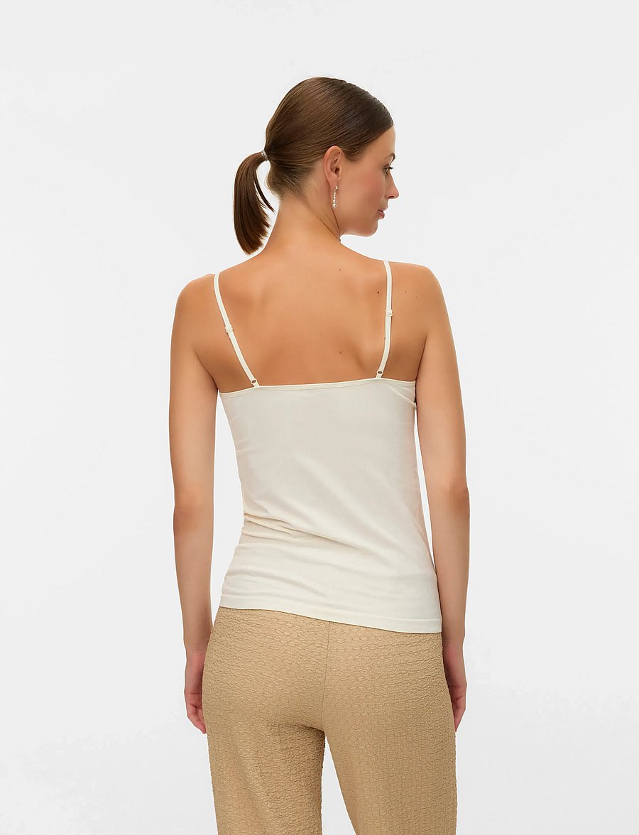 Mamalicious - MLALLIE SEAMLESS STRAP TOP - oberteile - snow white - 3