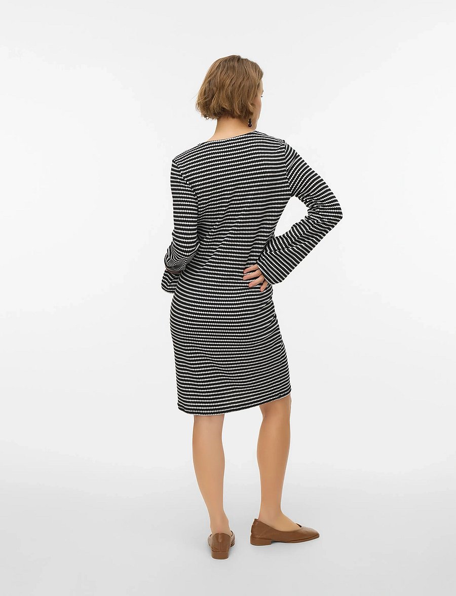 Mamalicious - MLGABBY LS SHORT JRS DRESS - kootud kleidid - black - 2