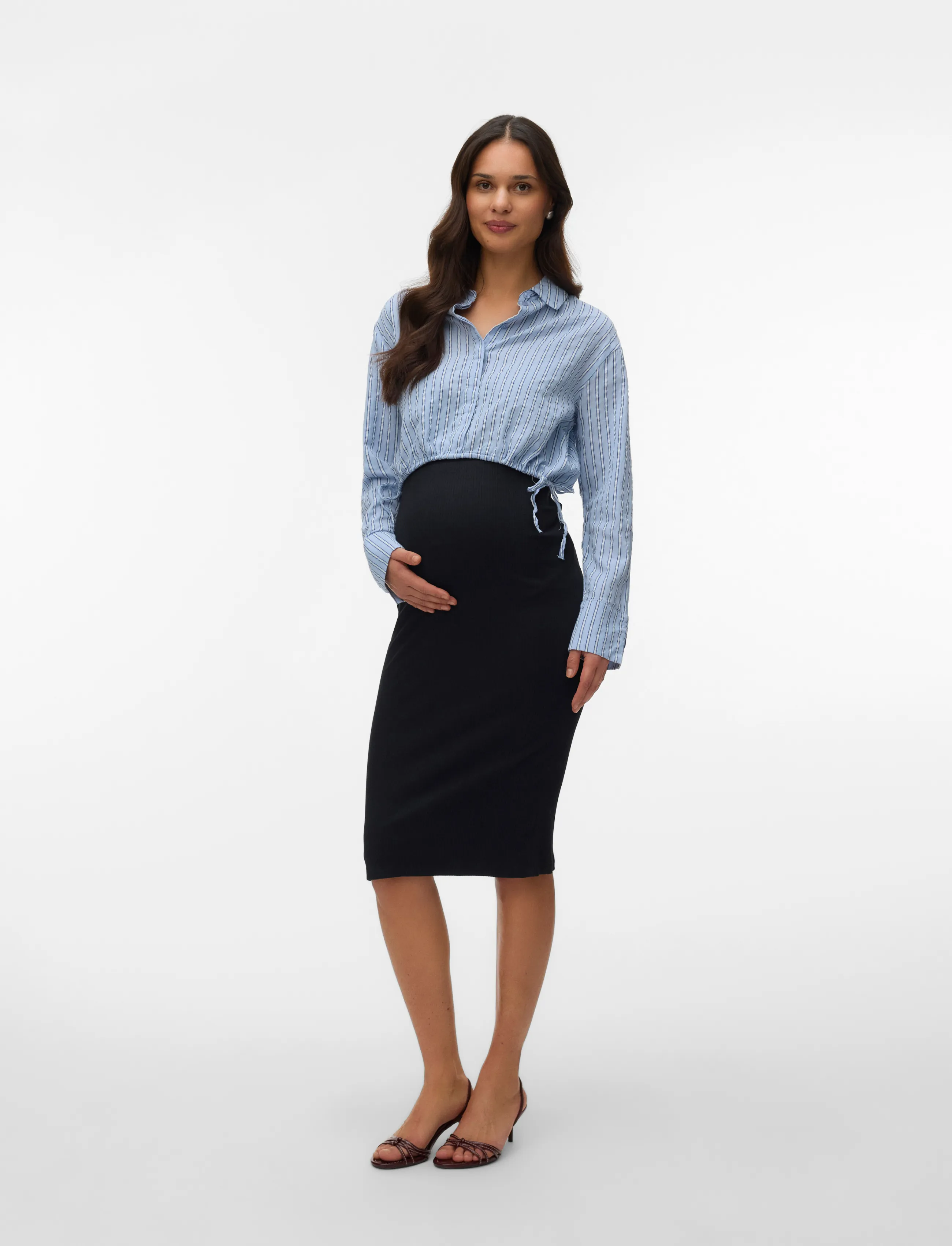 Mamalicious - MLASTA LIA L/S WO SHORT SHIRT 2F - toppar - brunnera blue - 4