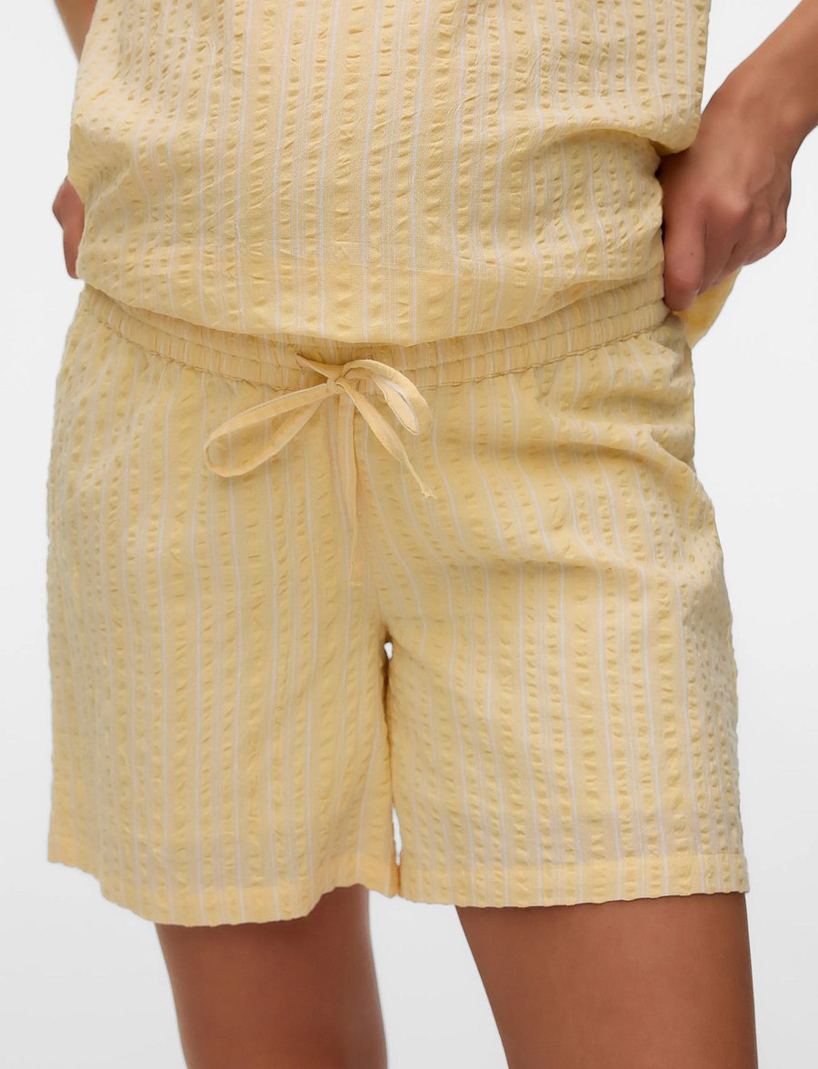 Mamalicious - MLFRIKKA WO SHORTS - hosen - mellow yellow - 4