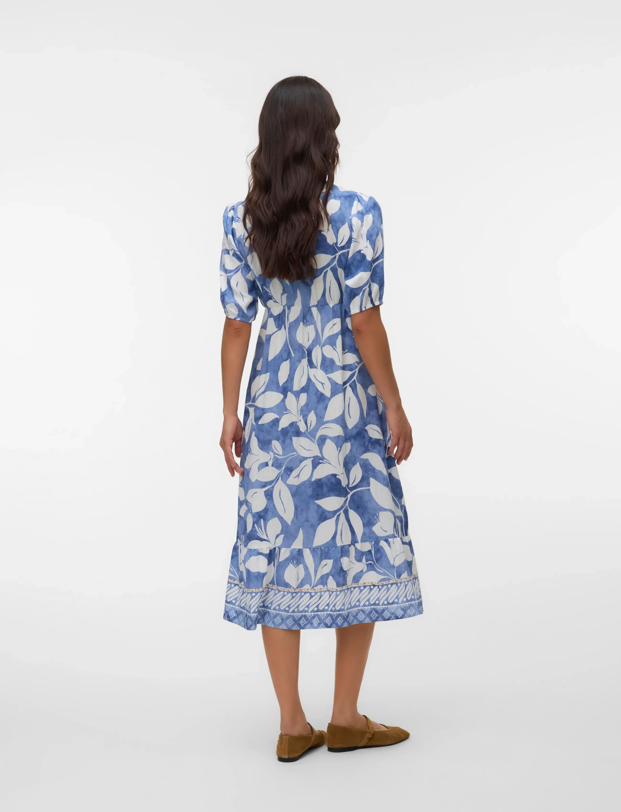 Mamalicious - MLMALIKKA TESS 2/4 WO MIDI DRESS 2F - midikleider - stonewash - 2