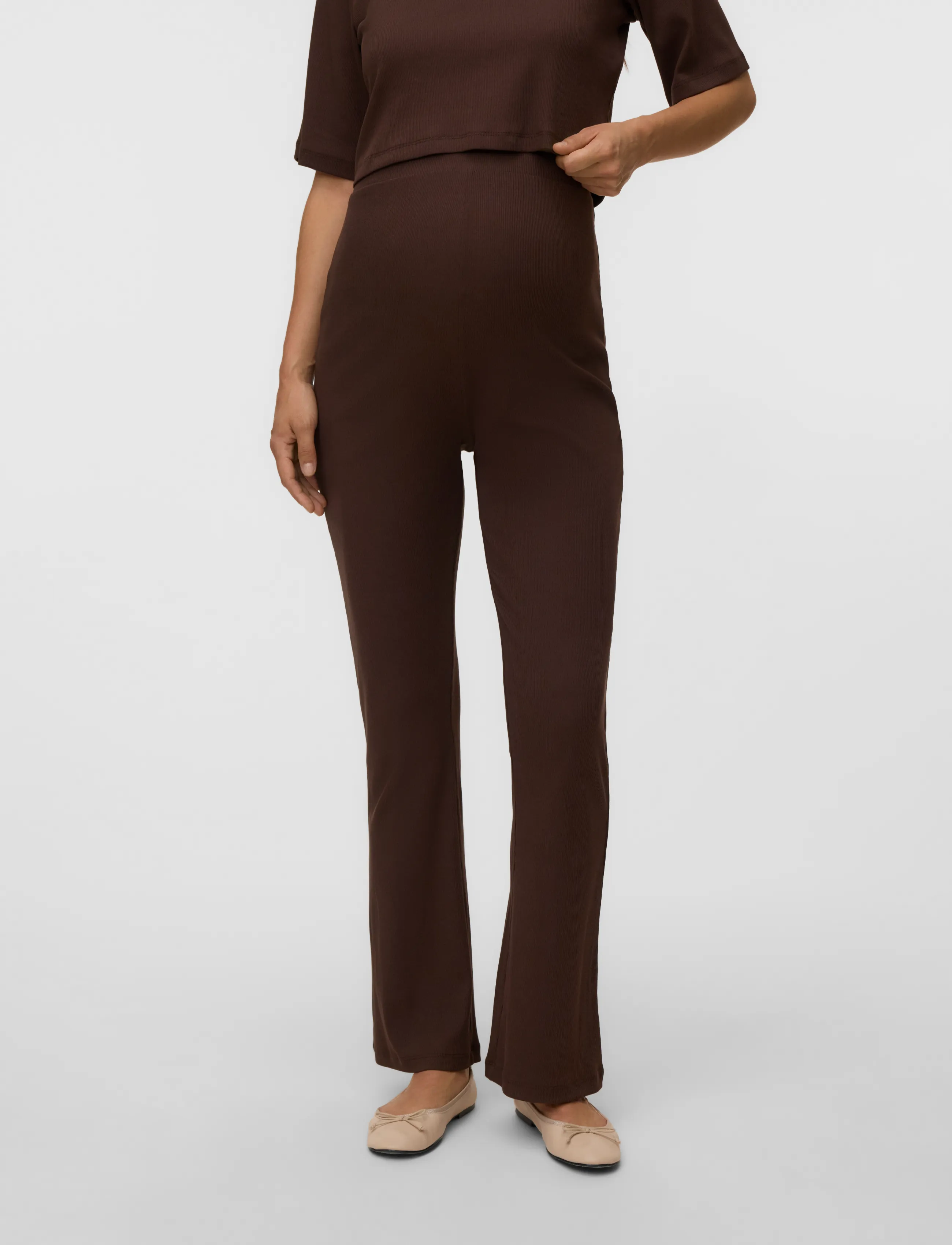 Mamalicious MLLANE FLARED JRS PANTS HW - Byxor - HOT FUDGE / brown