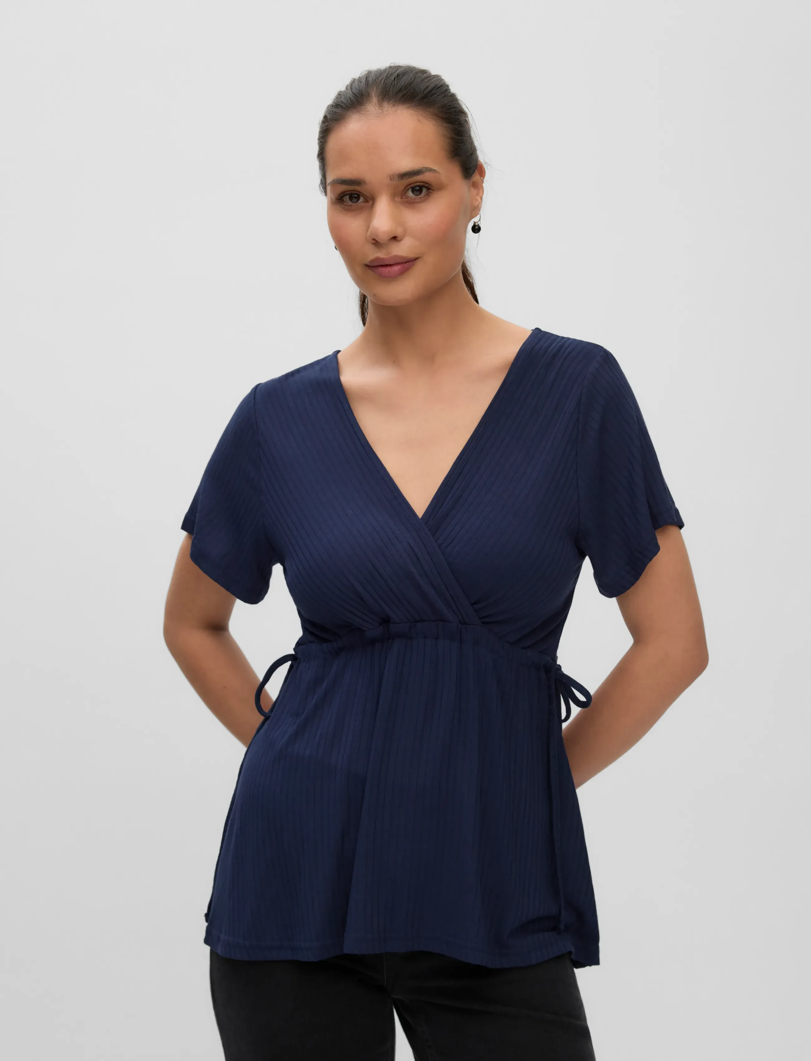 Mamalicious - MLTRINITY TESS SS JRS TOP 2F - short-sleeved blouses - navy blazer - 4