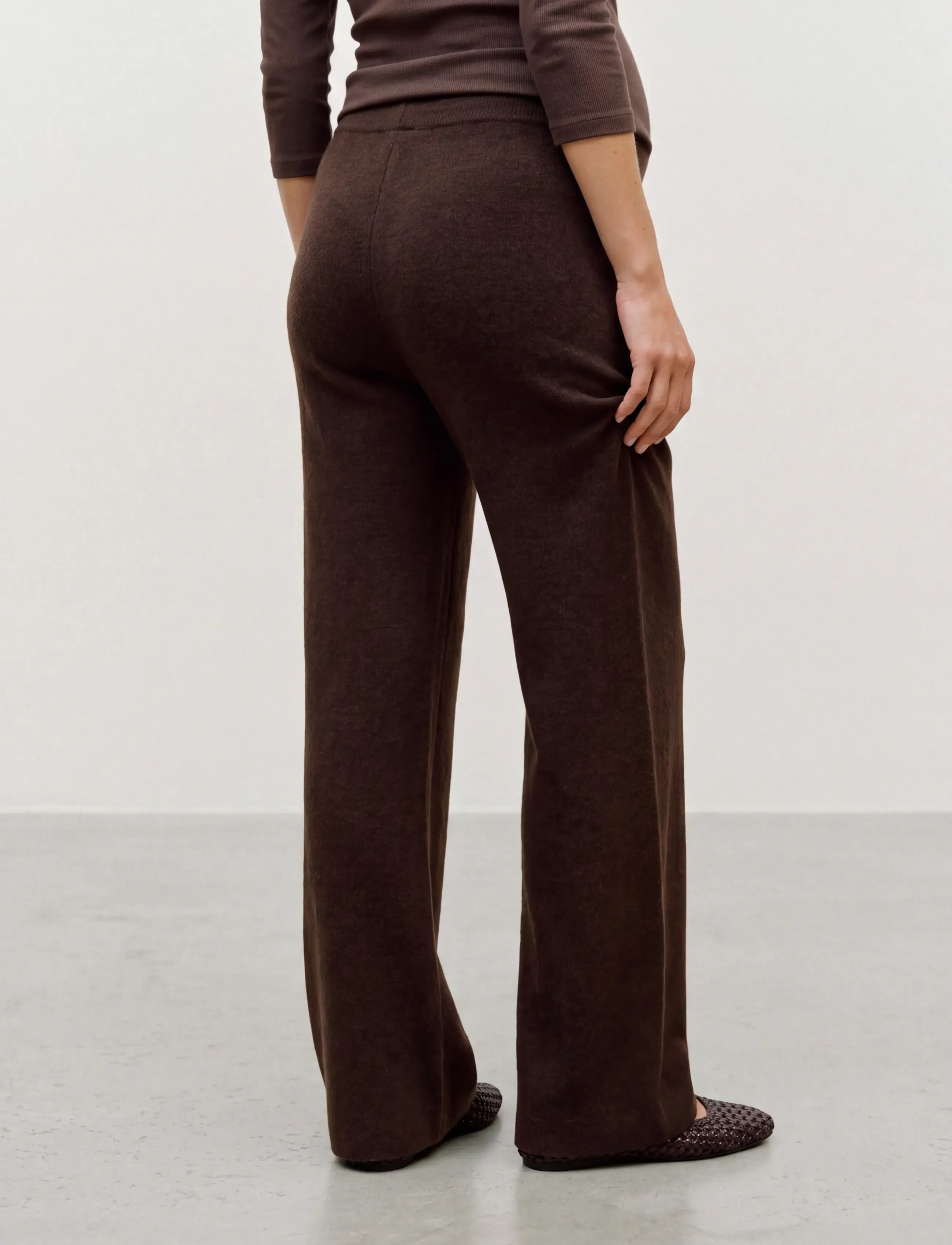 Mamalicious - MLSHILA WIDE KNIT PANT HW - hot fudge - 3