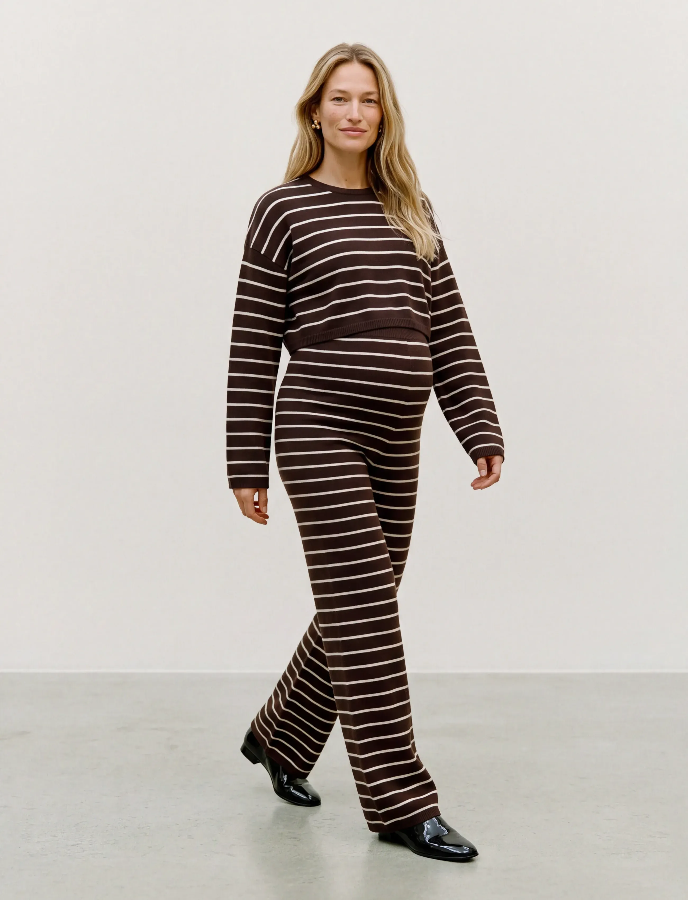 Mamalicious MLRINA WIDE PANT HW BF - Hosen - HOT FUDGE / brown