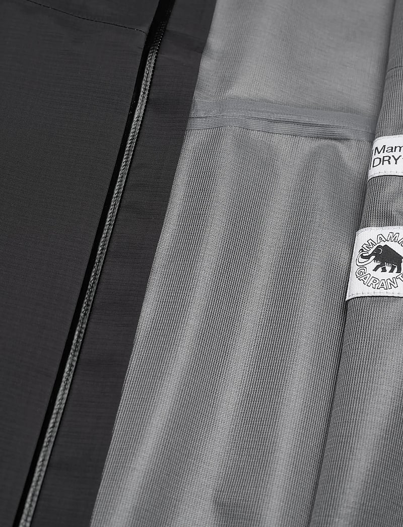 Mammut - Alto Guide HS Hooded Jacket Men - vihmamantlid - black - 4