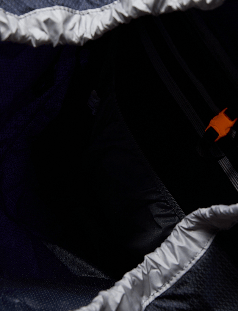 Mammut - Ducan 24 Women - sportstasker - marine-black - 4