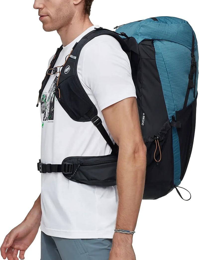 Mammut - Ducan 32 - made with care - sapphire-black - 3