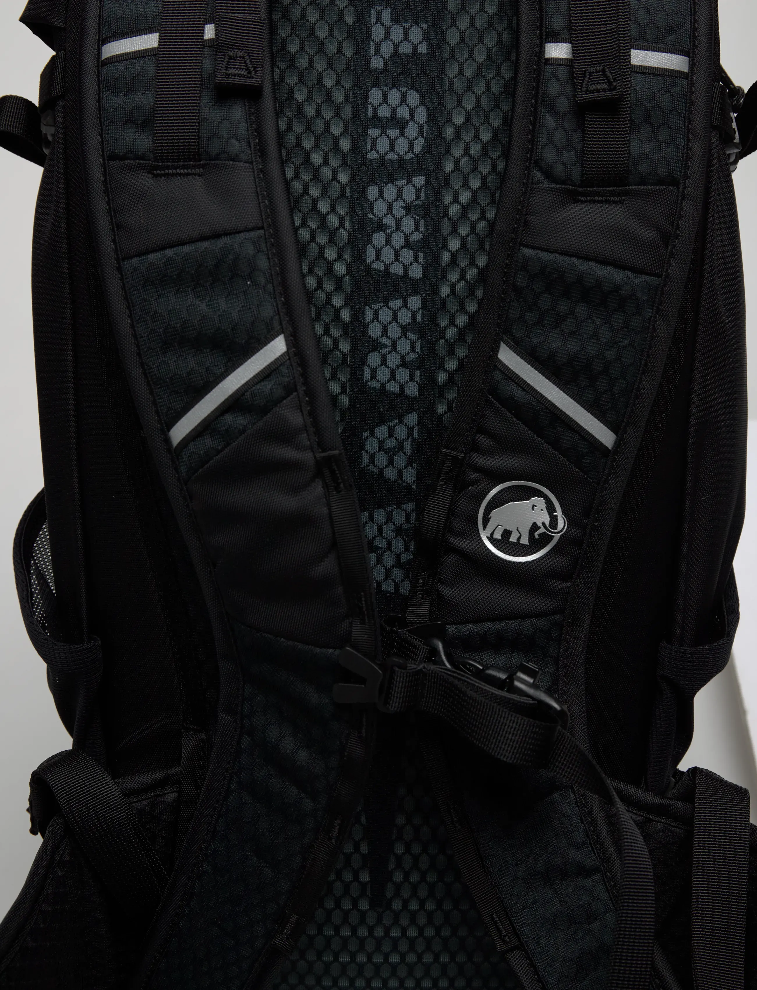 Mammut - Lithium 25 - spordiseljakotid - black - 5