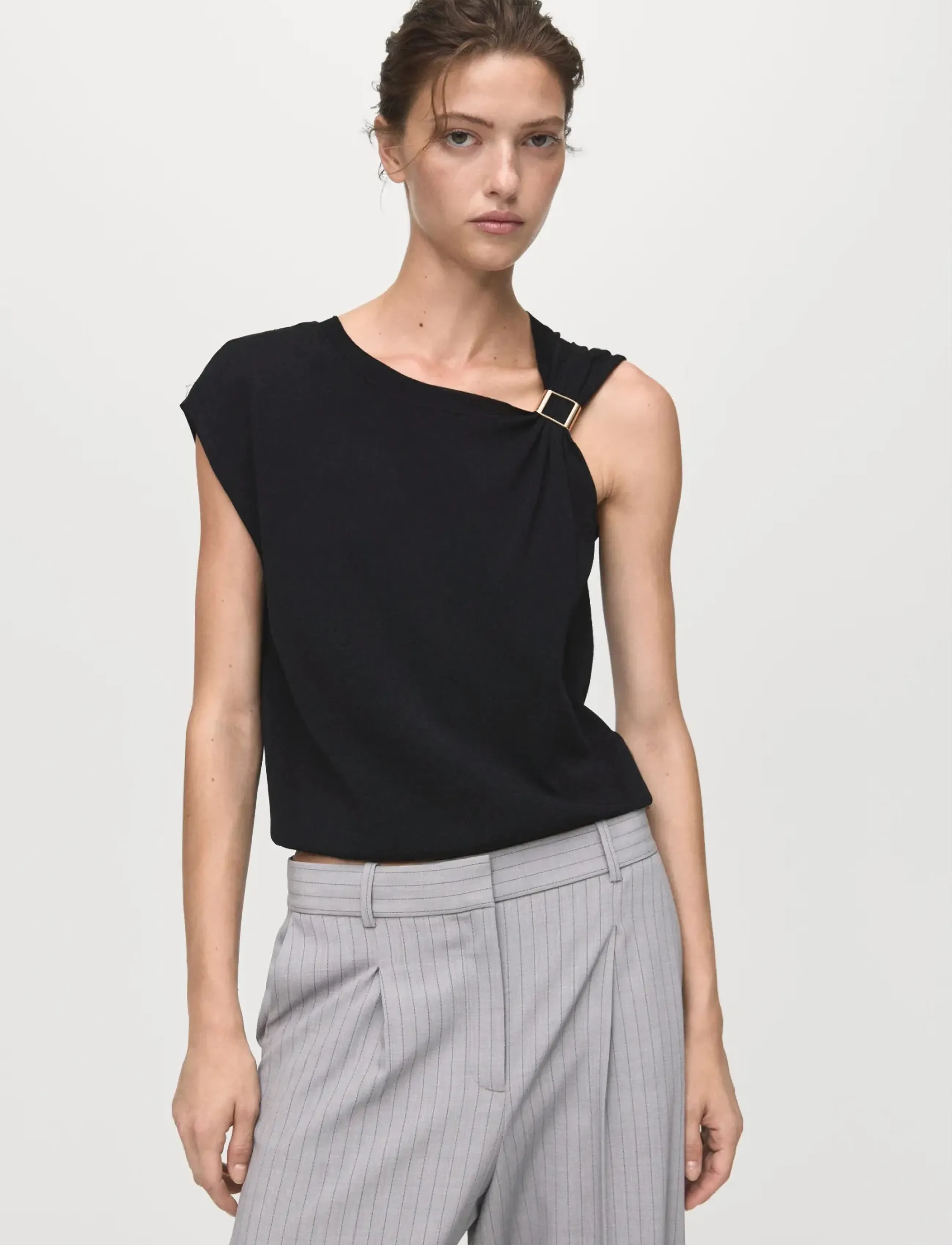 Mango Short-sleeved sweater with metallic detail - Bluser & Skjorter - BLACK / black