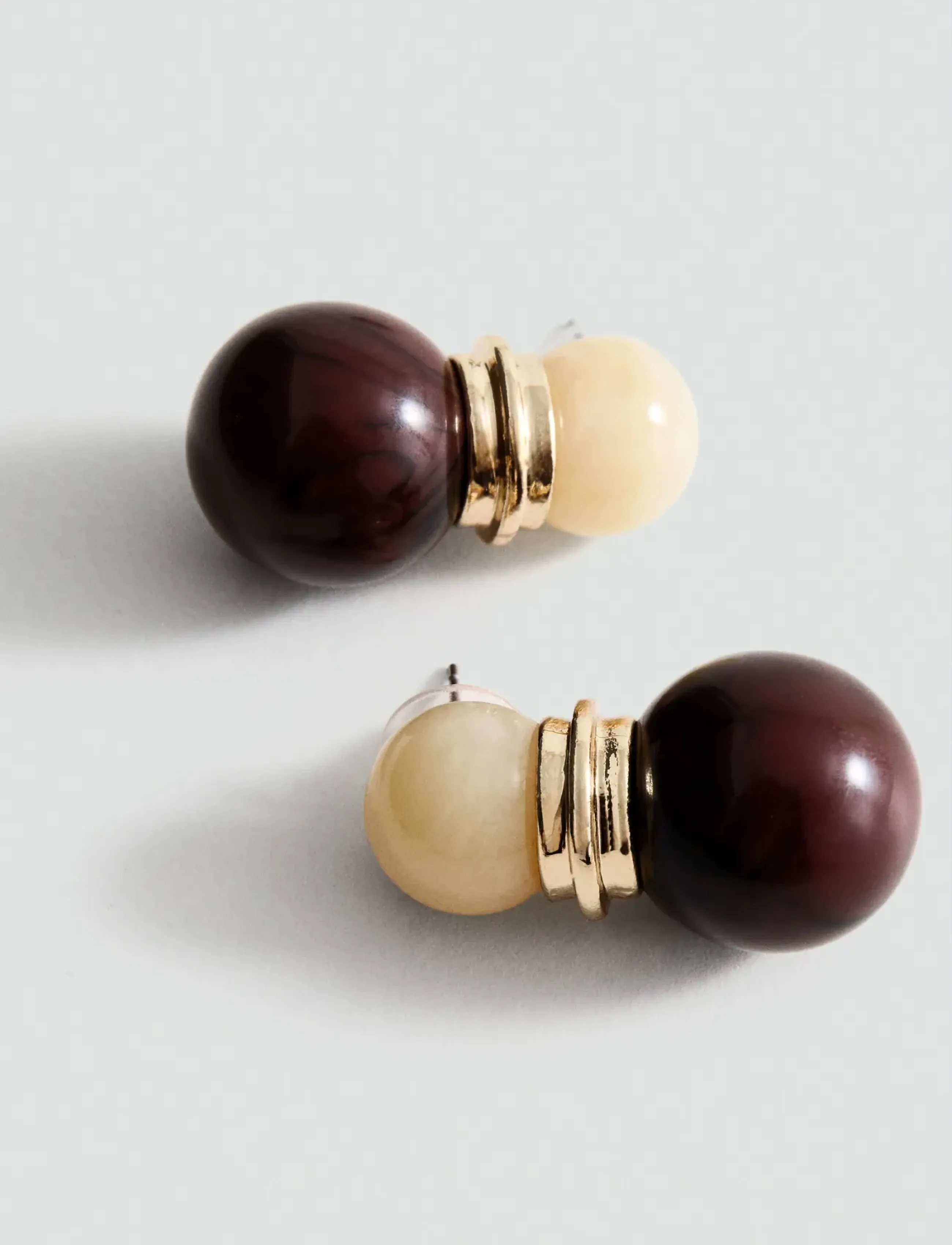 Mango Combined bead earrings - Accessoires - BROWN / gold