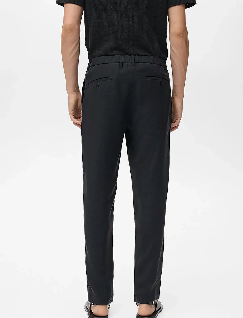 Mango - Straight-fit pleated trousers - casual bukser - black - 3