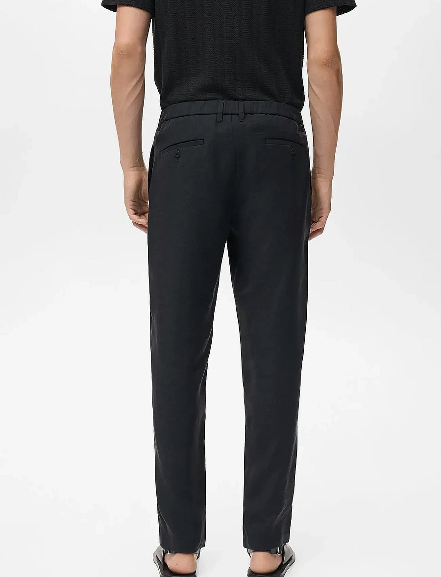 Mango - Straight-fit pleated trousers - casual byxor - black - 3