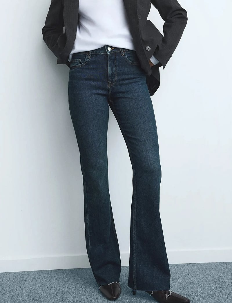 Mango - Fiona flared mid-rise jeans - schlaghosen - open blue - 0