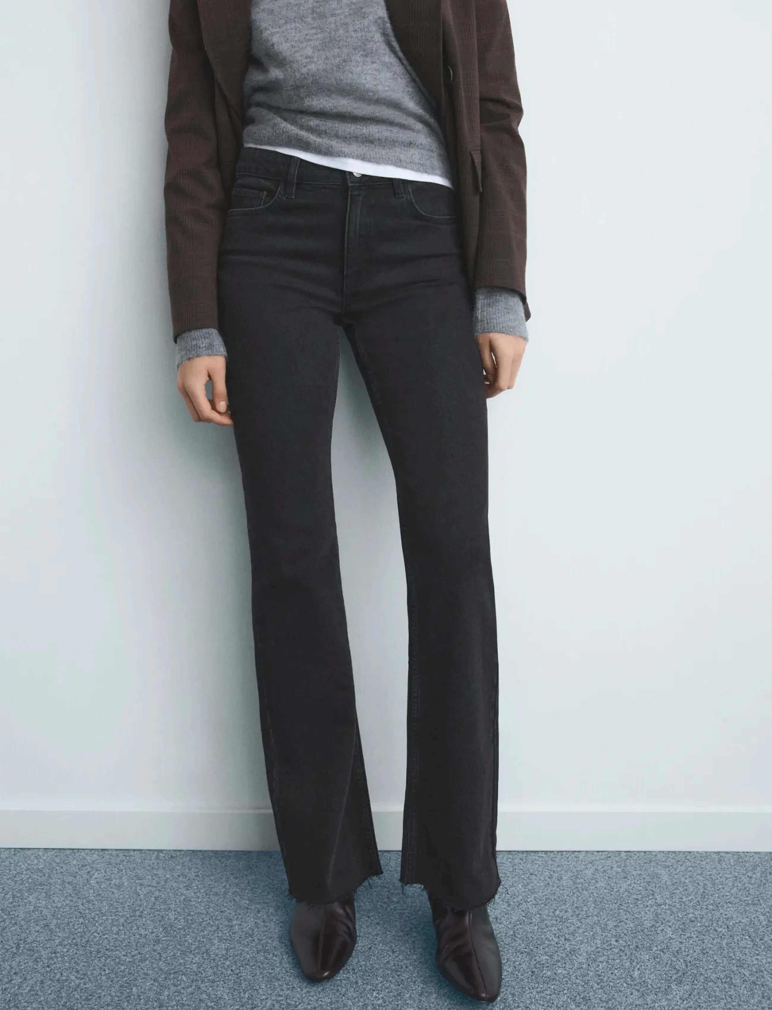 Mango Fiona flared mid-rise jeans - Jeans - OPEN GREY / black