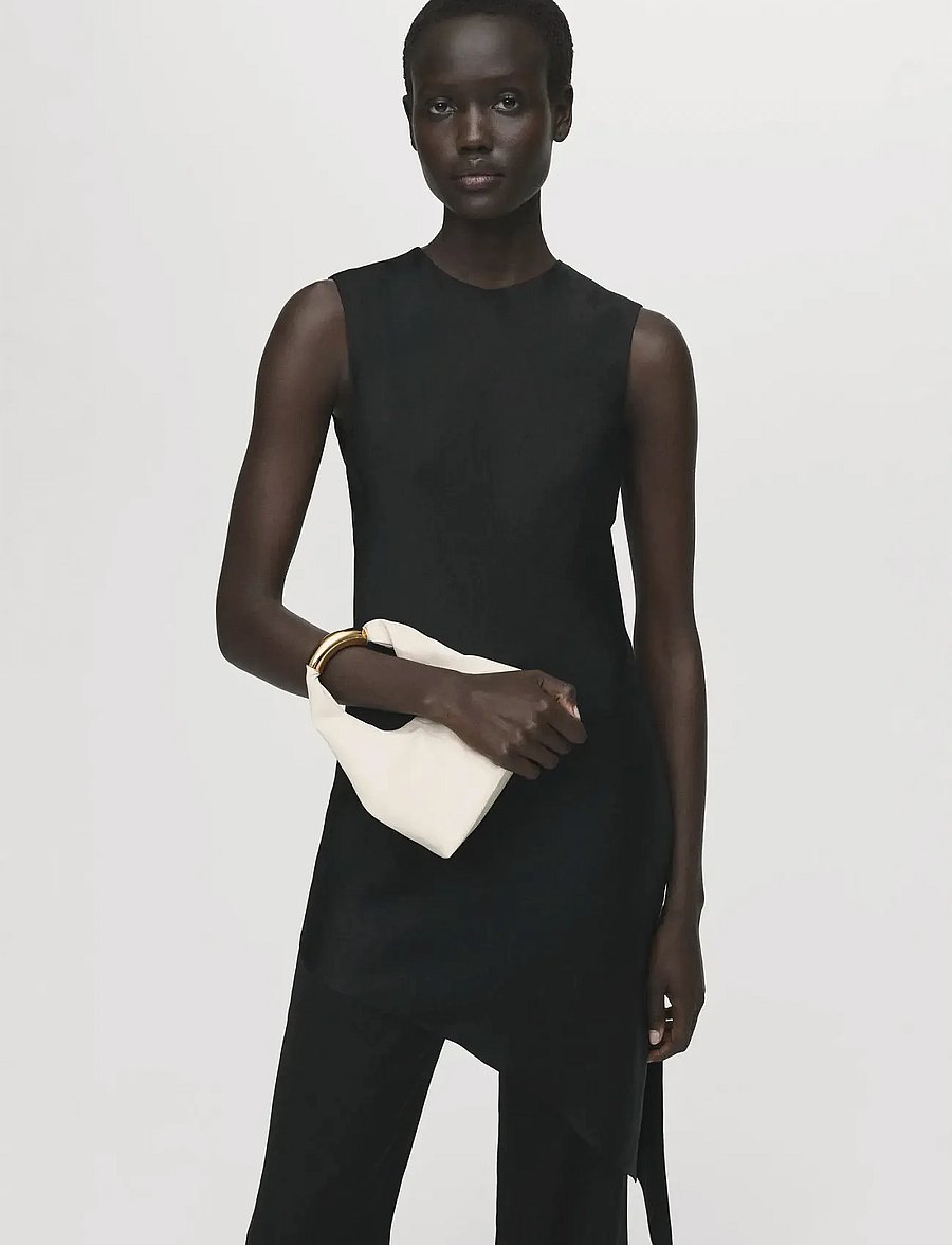 Mango - Asymmetrical satin top - Ärmellose blusen - black - 0