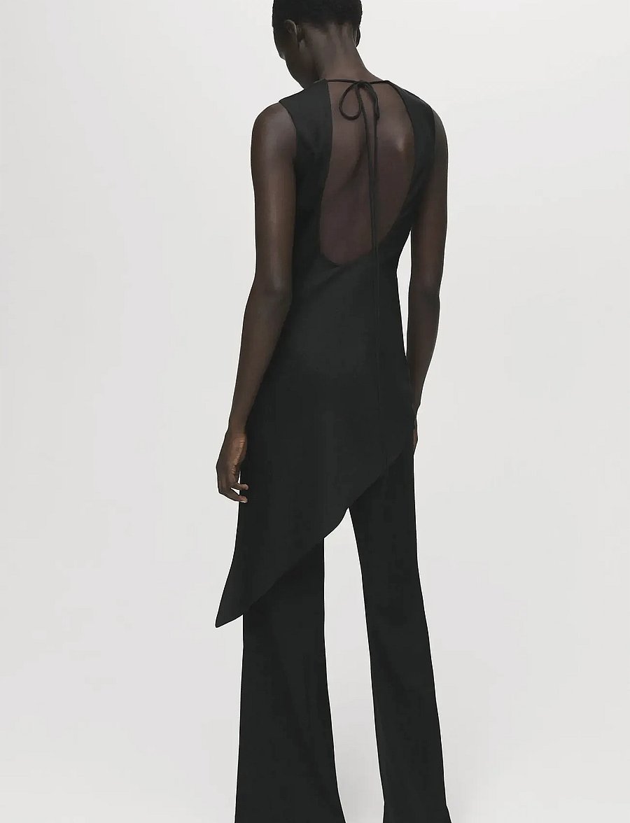 Mango - Asymmetrical satin top - Ärmellose blusen - black - 2