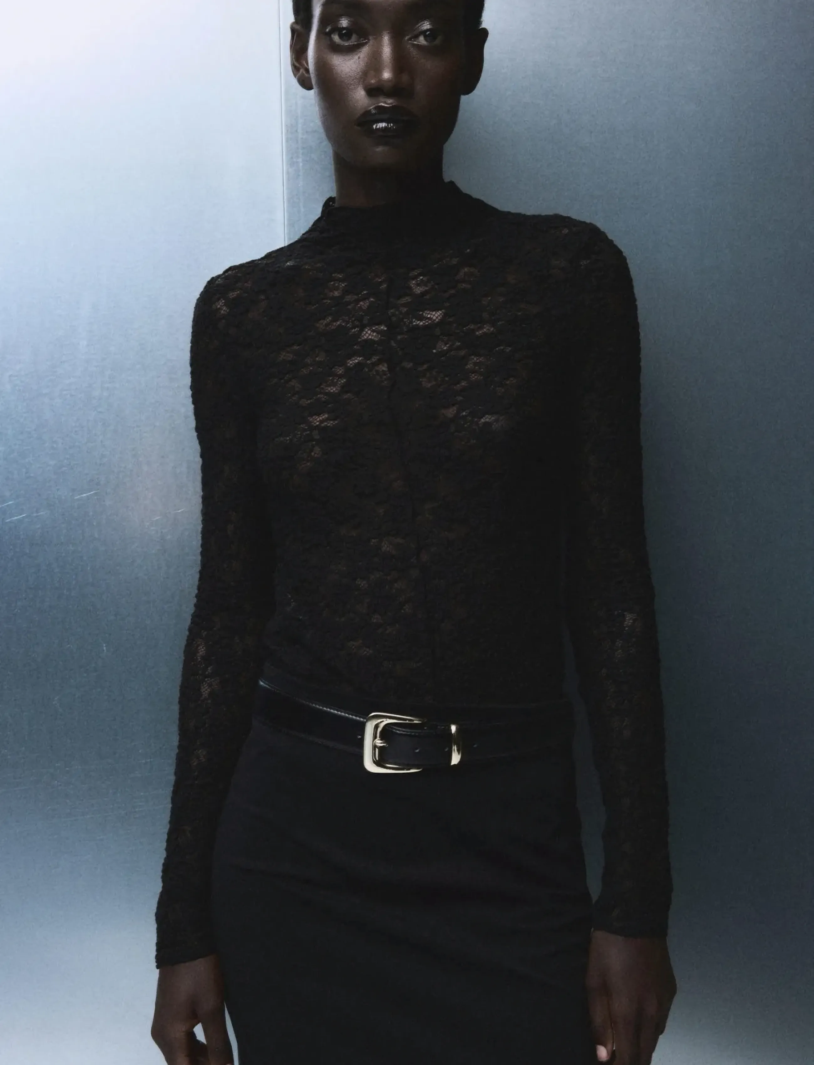 Mango Lace top with perkins collar - T-shirts & Toppe - BLACK / black