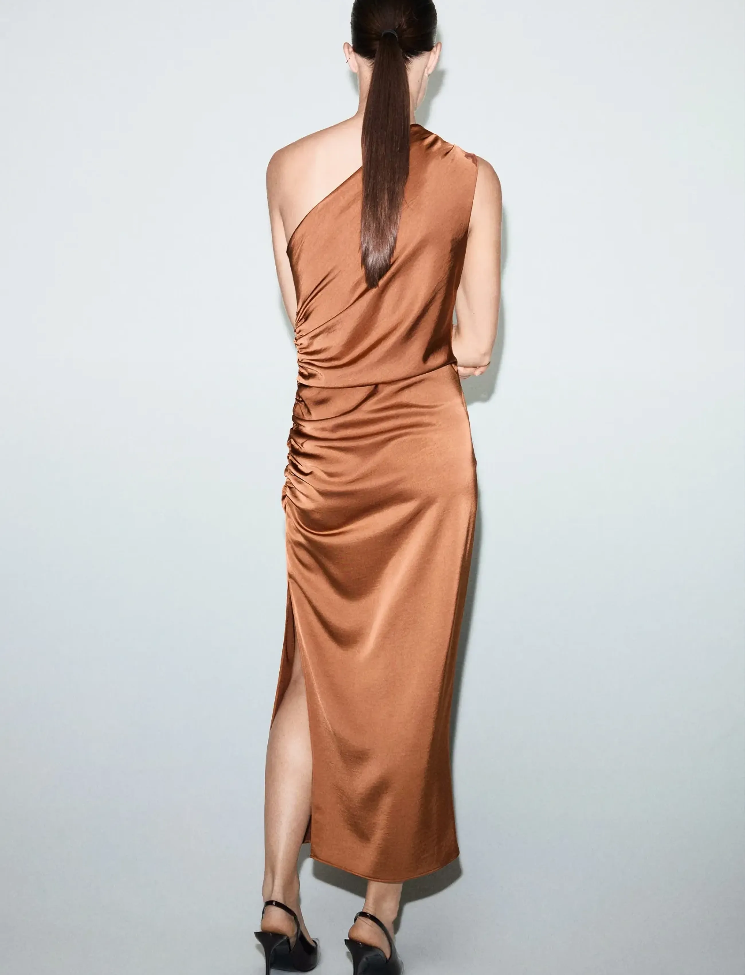 Mango - Asymmetrical satin dress - vakarėlių drabužiai išparduotuvių kainomis - rust - copper - 2