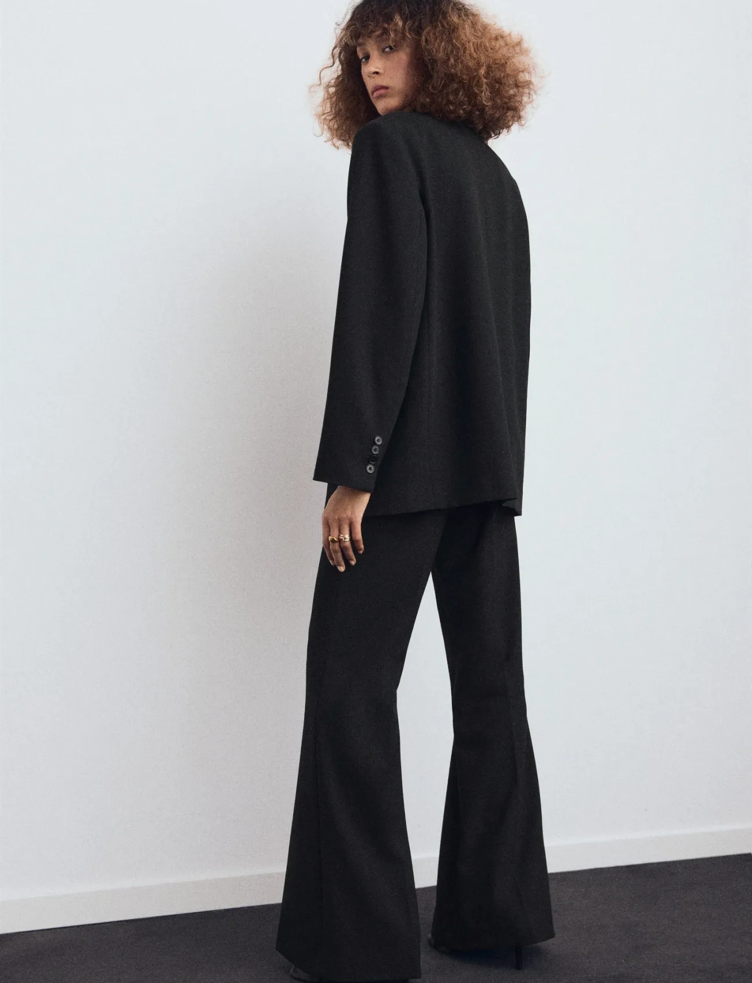Mango - Suit blazer with flap pockets - party wear at outlet prices - black - 2