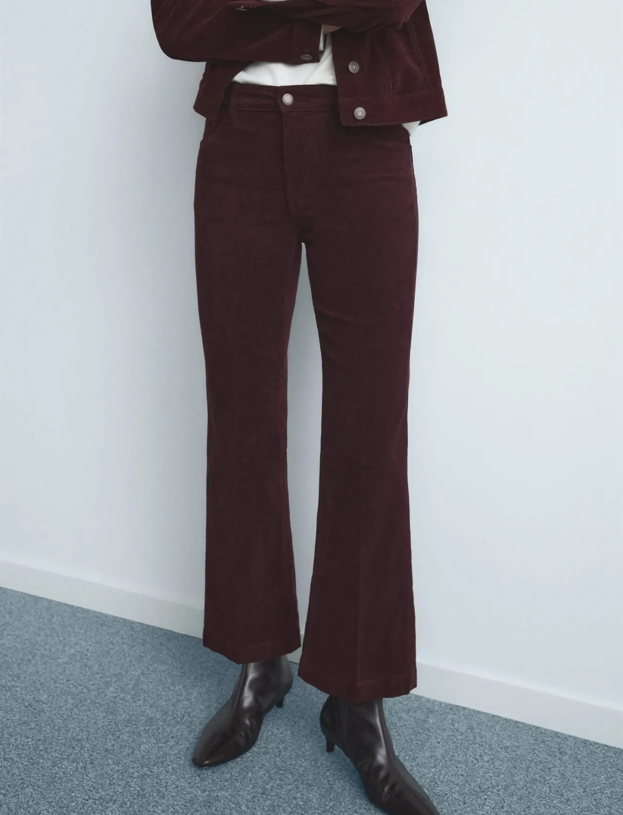 Mango Corduroy flared jeans - Nyheder - DARK RED / burgundy
