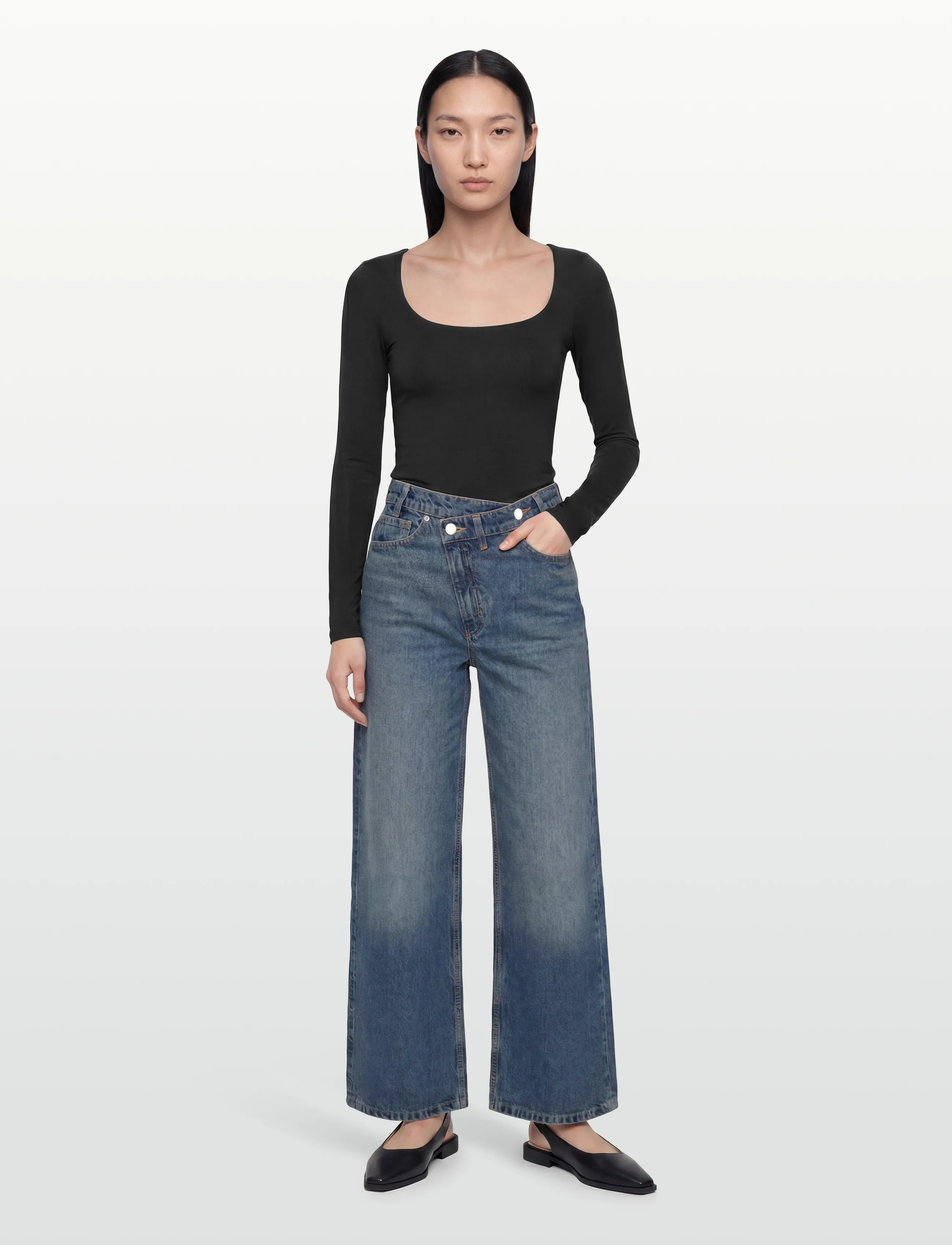 Mango Wide leg mid-rise jeans with a crossover waistband - Transitional Layering - OPEN BLUE / blue