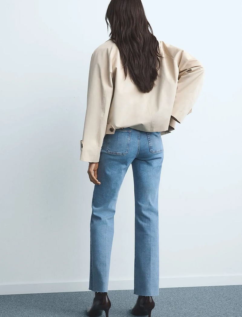 Mango - Flared cropped jeans with pockets - open blue - 3