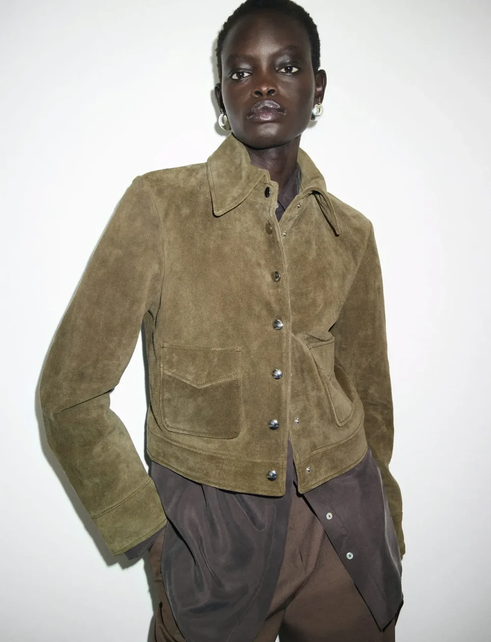 Mango - Suede leather jacket with buttons - læderjakker - beige - khaki - 0