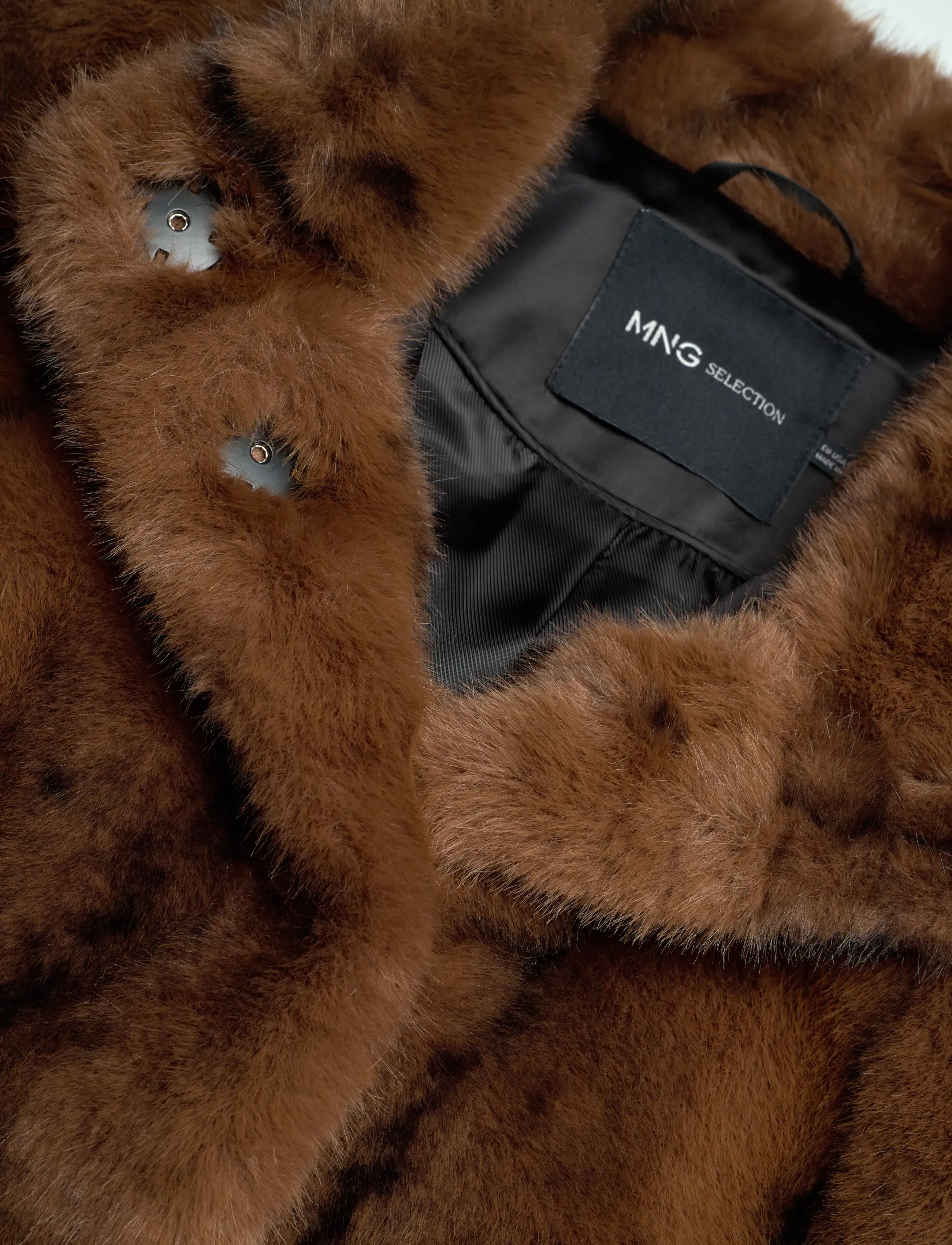 Mango - Faux-fur jacket with pockets - ulkovaatteet - medium brown - 4