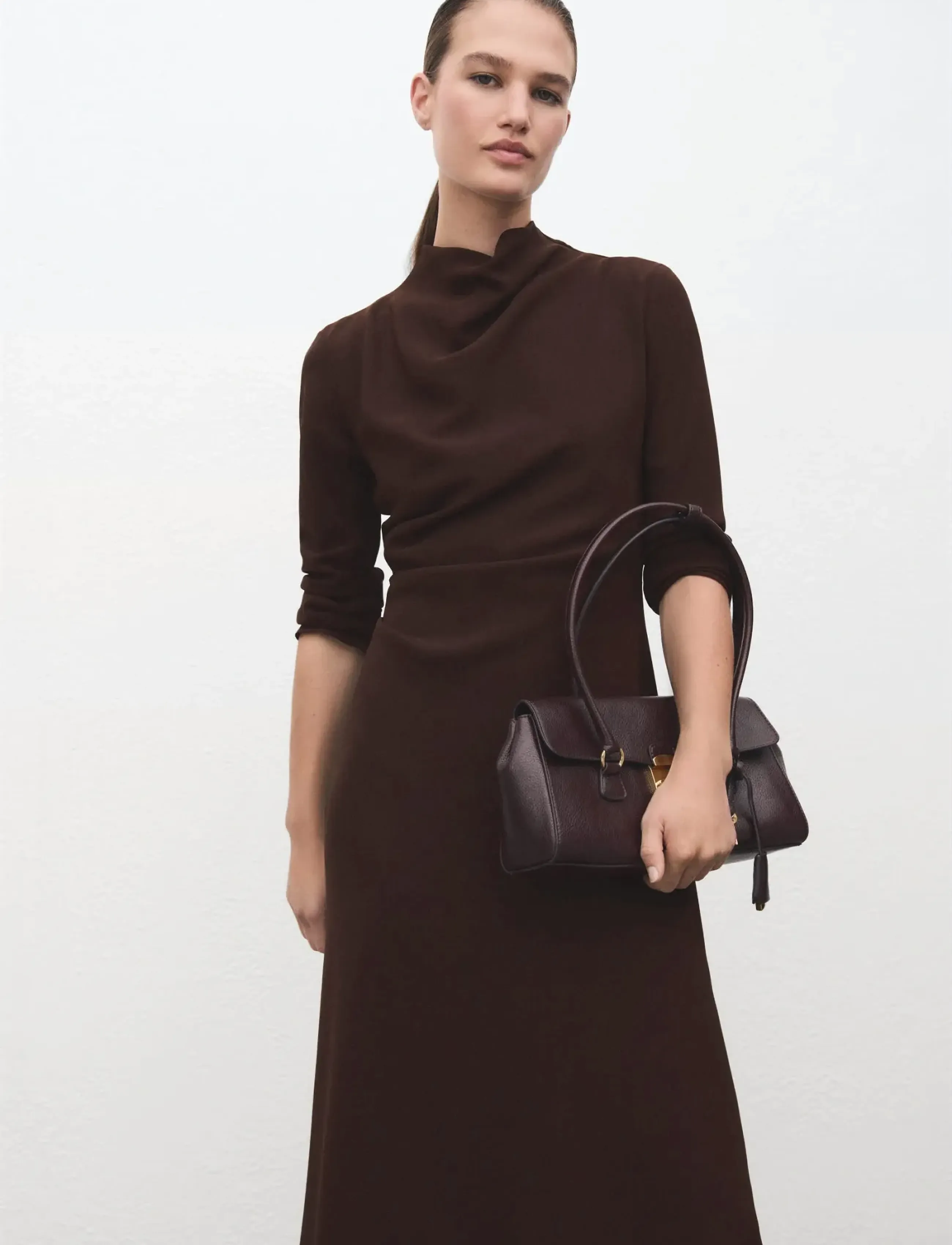 Mango Ruched Dress With Draped Neckline, XL, Brown, Kjoler > Knælange Og Midi, Dame