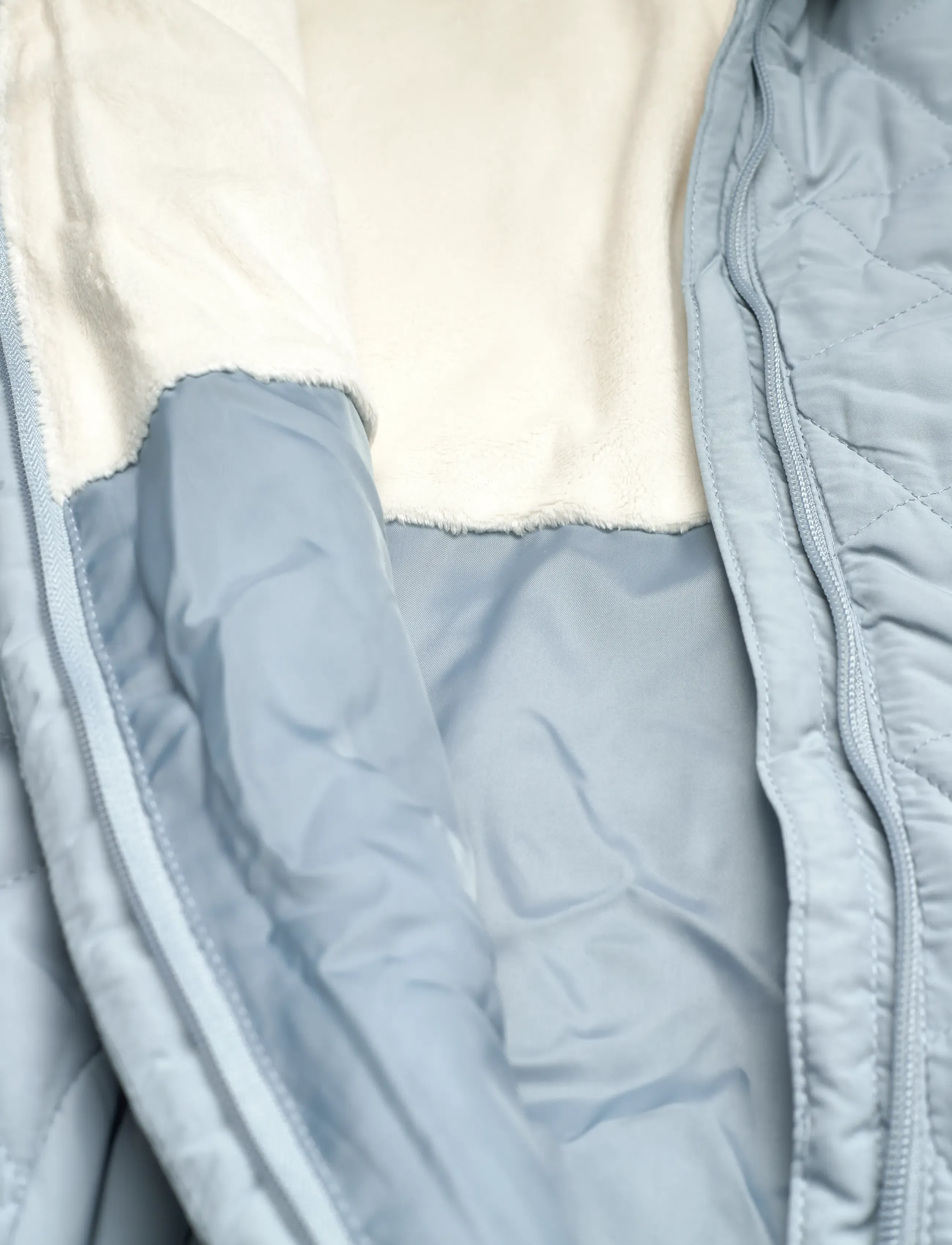 Mango - Quilted sweatshirt with shearling lining - Üleriided - medium blue - 3