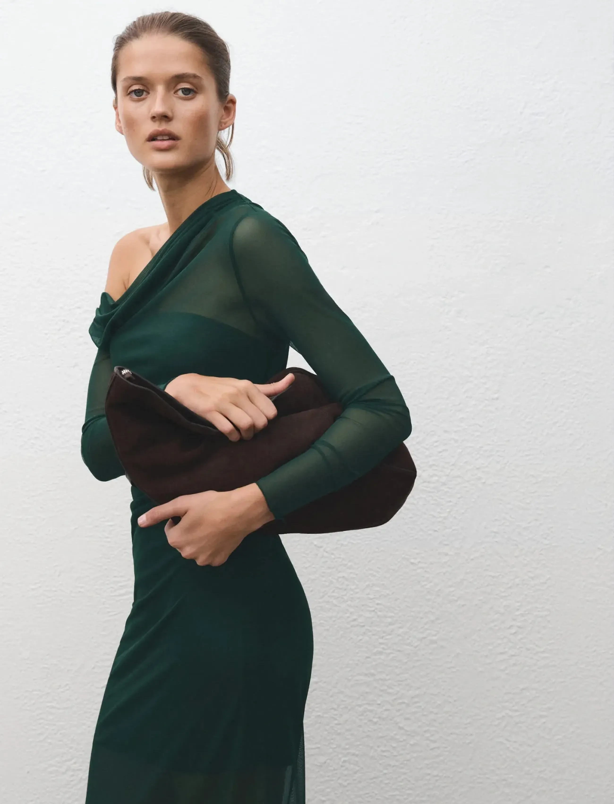 Mango Semi-transparent asymmetrical dress - Nyheder - GREEN / green