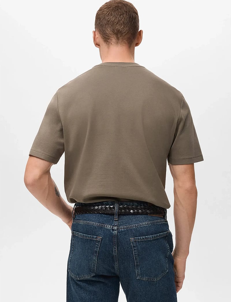 Mango - Medium weight regular fit T-shirt - kortærmede t-shirts - medium brown - 3