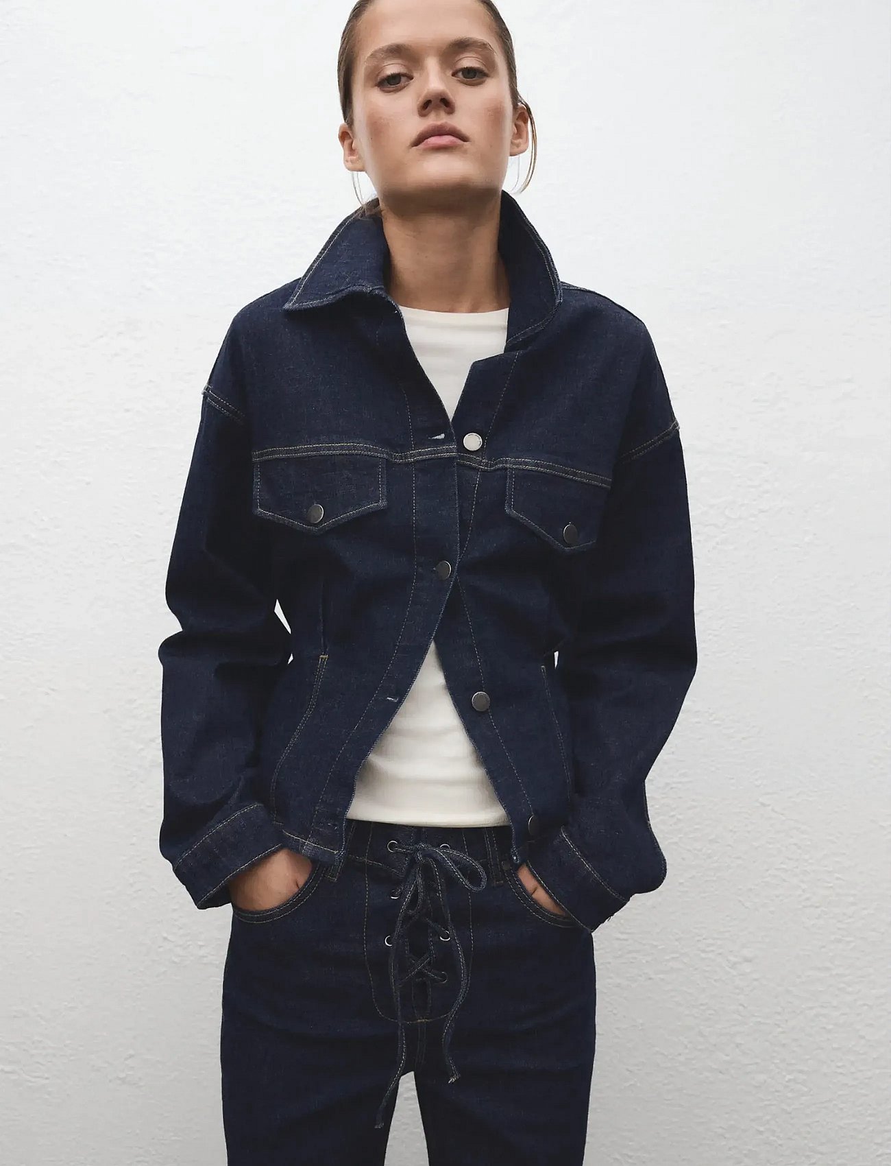 Fitted denim jacket with pockets - OPEN