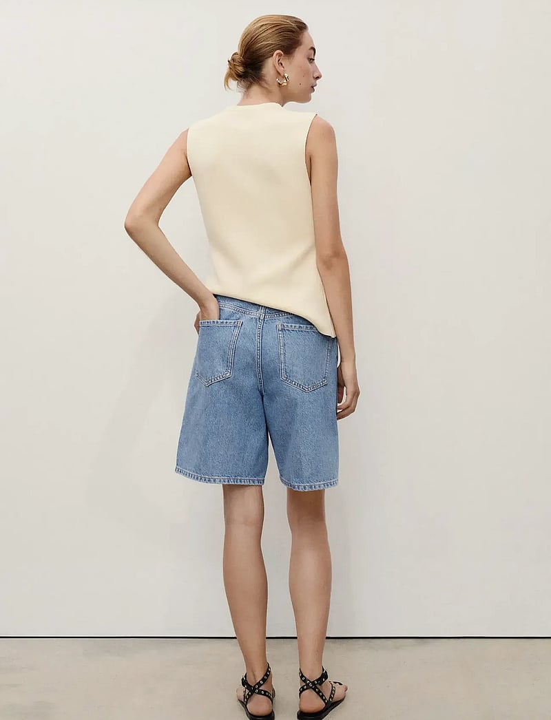 Mango - High-waist straight-fit denim shorts - jorts - open blue - 3
