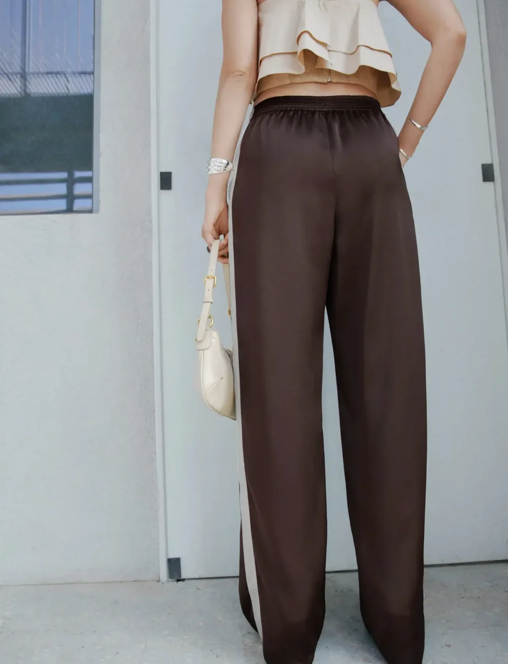 Mango - Satin trousers with contrasting stripe - bukser med lige ben - dark purple - 5