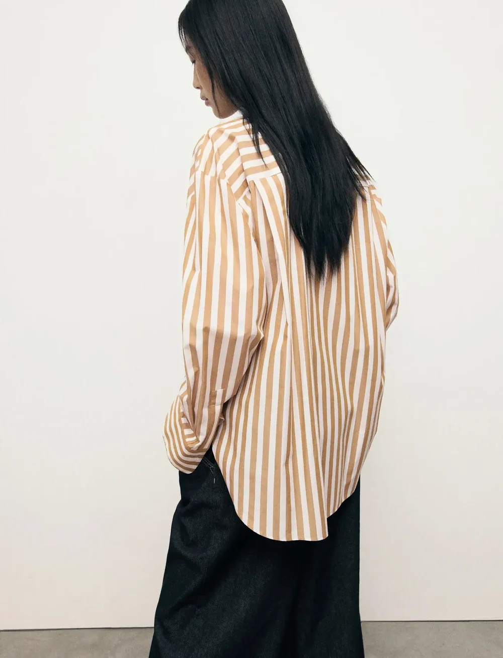 Mango - Oversize striped shirt - langærmede skjorter - natural white - 2