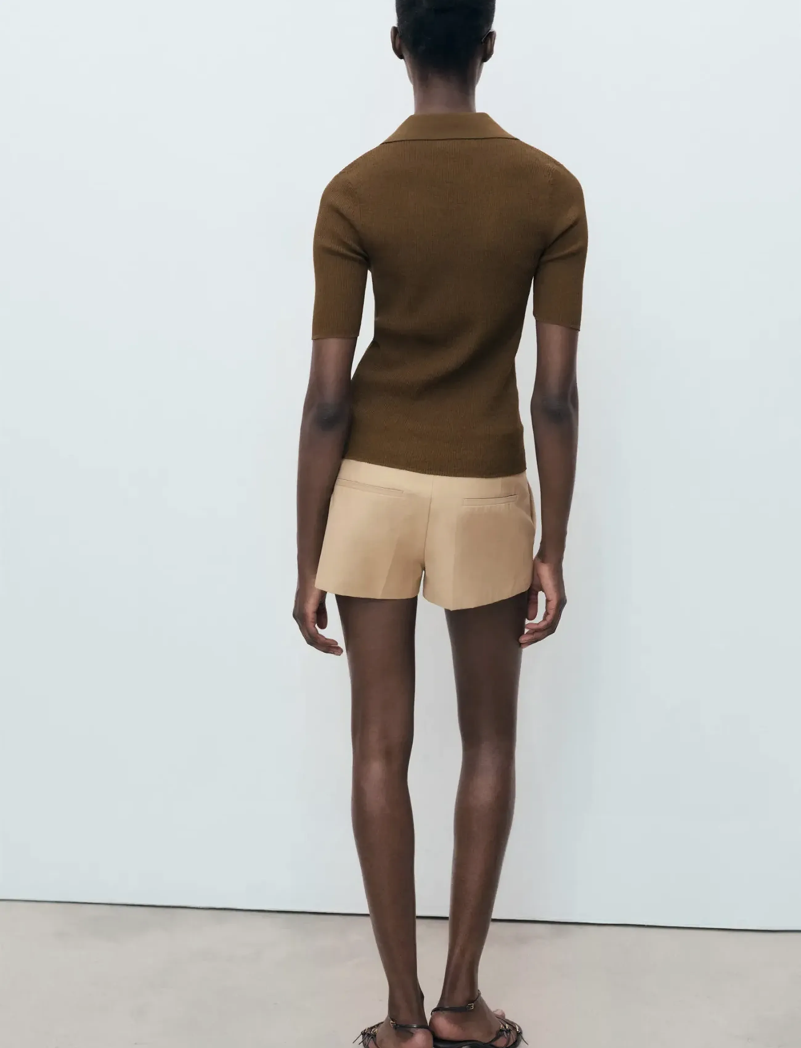 Mango - Ribbed polo-neck sweater - laveste priser - dark brown - 2