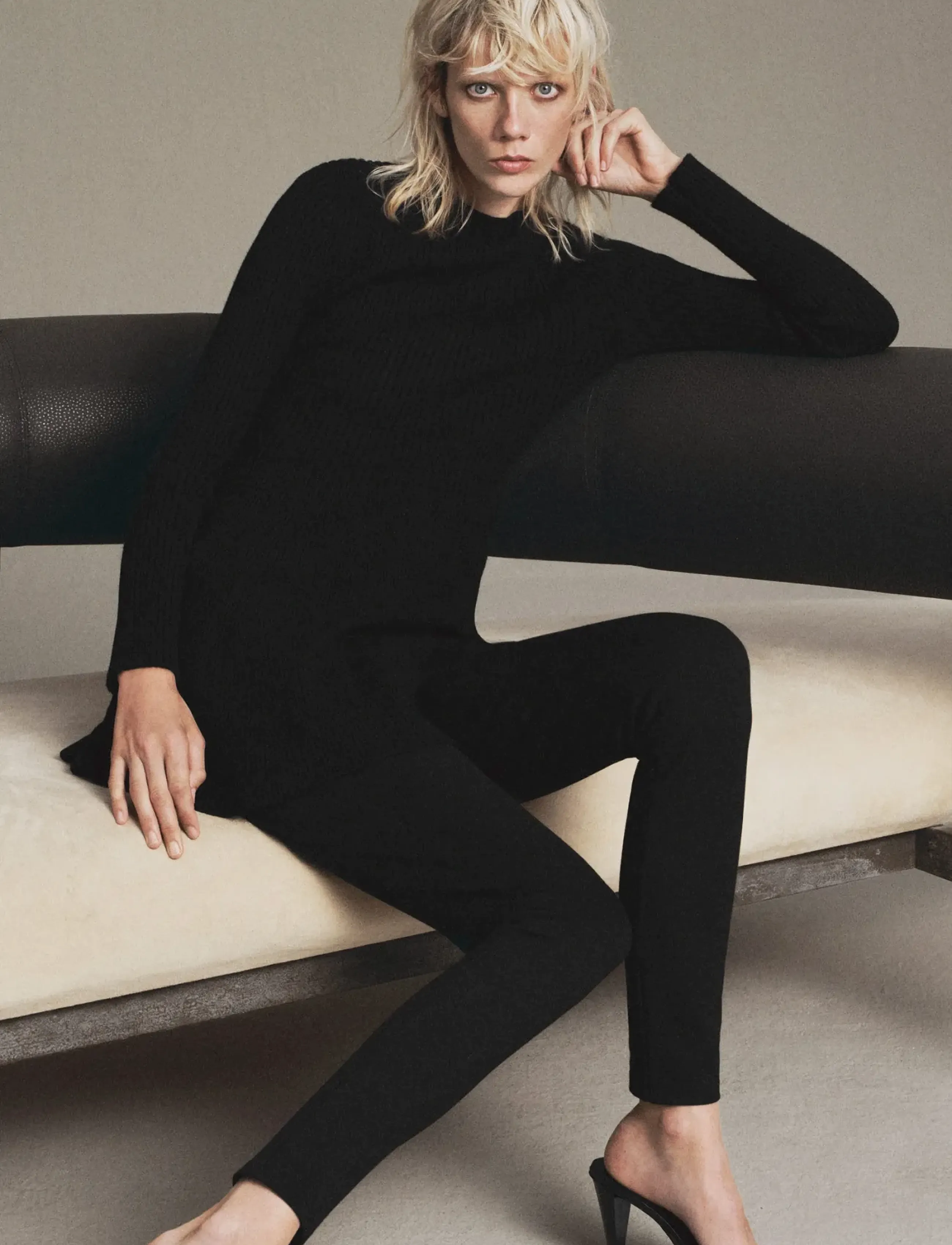 Mango Ribbed knitted A-line dress - Kollektioner - BLACK / black