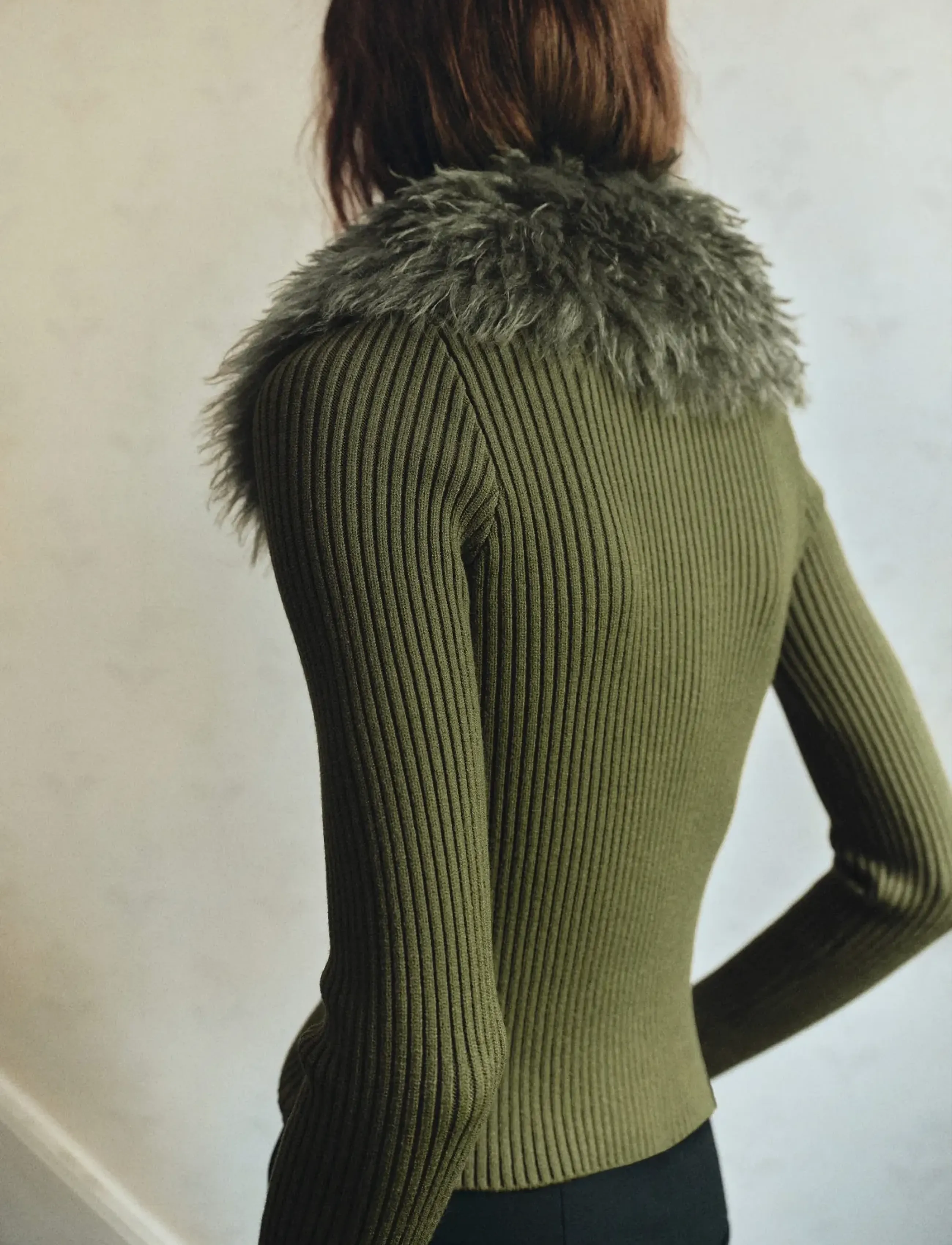 Mango - Faux-fur combined cardigan - efterårstøj - beige - khaki - 2