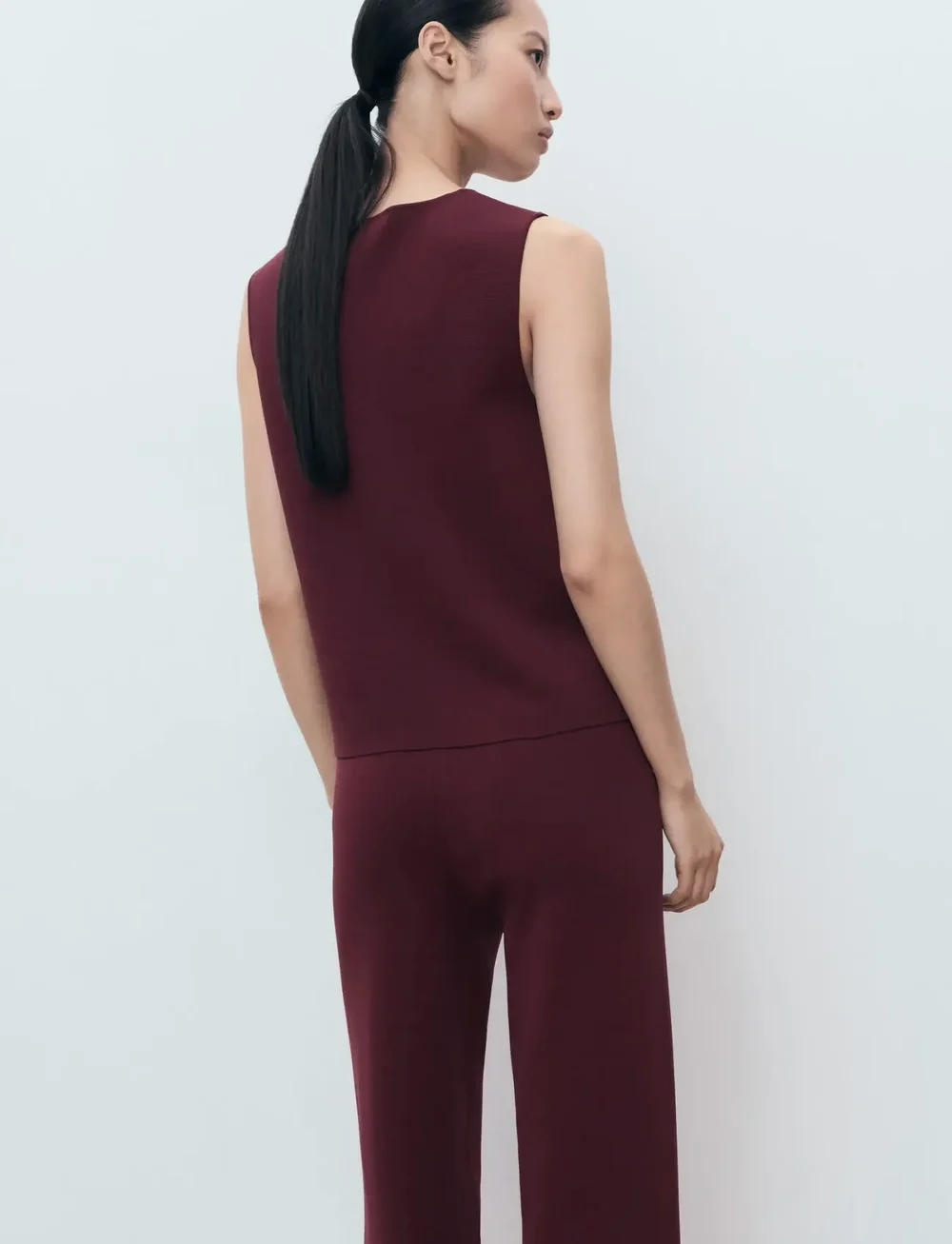 Mango - Fine-knit gilet - neuleliivit - dark red - 3