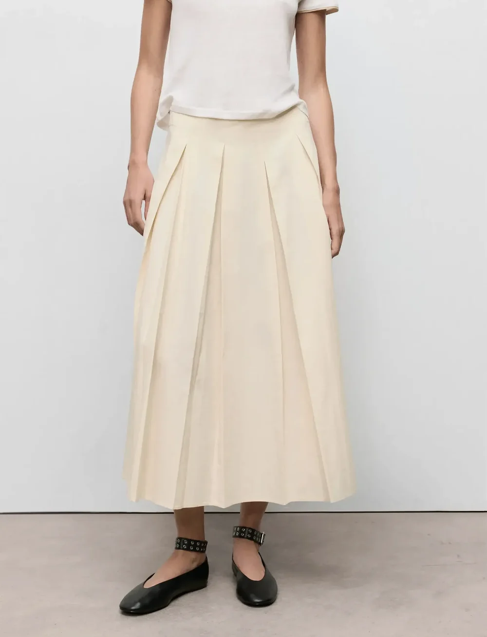 Mango - Pleated midi-skirt - plisserade kjolar - light beige - 0
