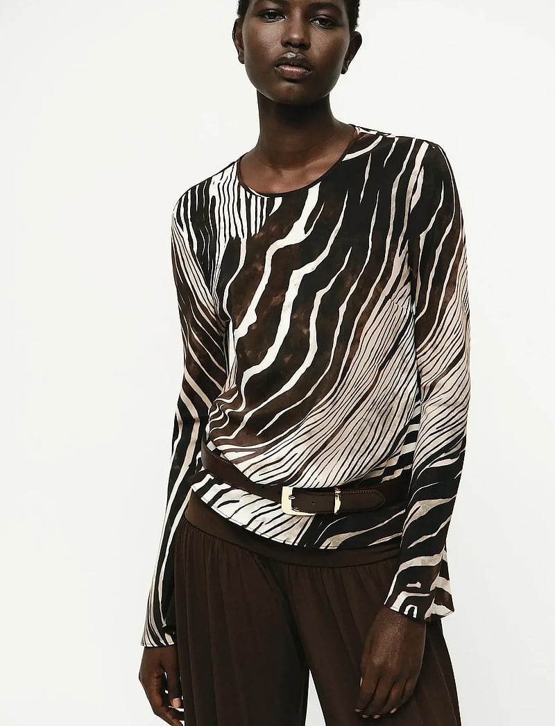 Mango - Zebra print blouse - långärmade blusar - black - 0
