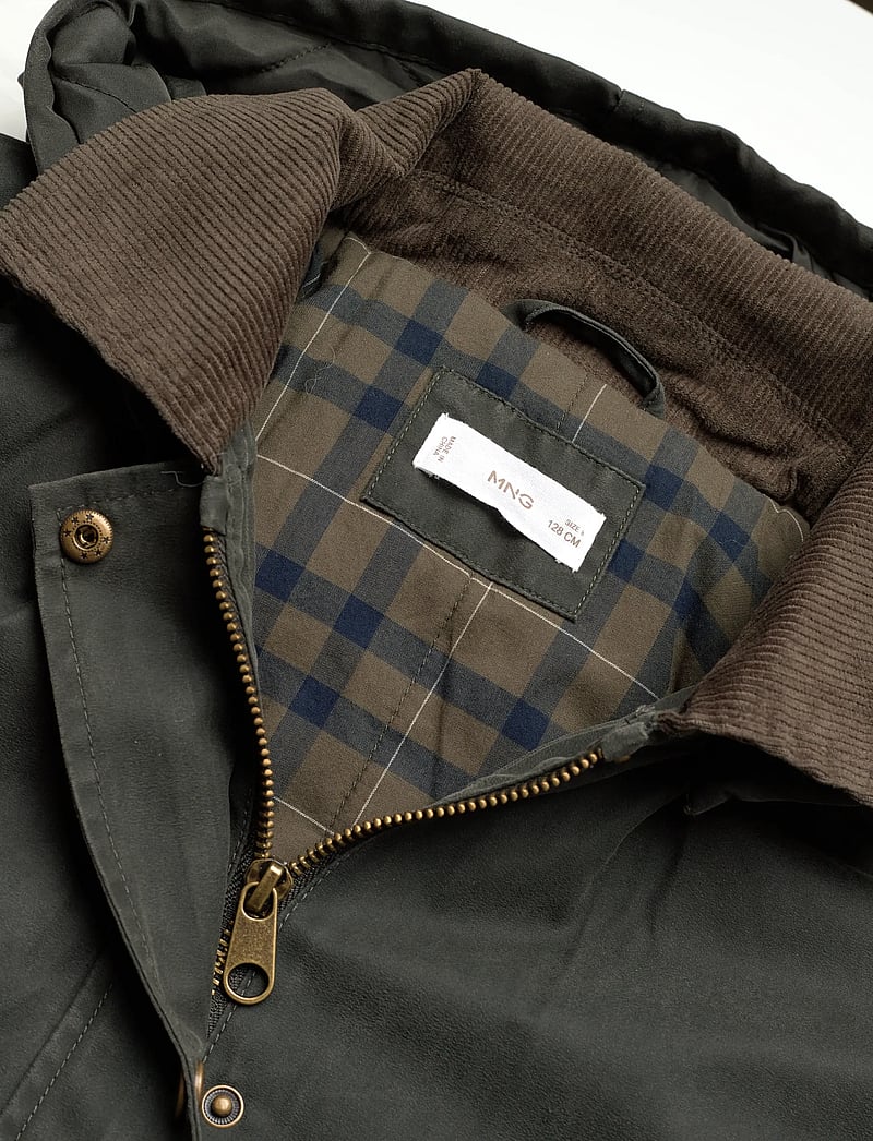 Mango - Waxed-effect jacket with hood - anoraks - beige - khaki - 4