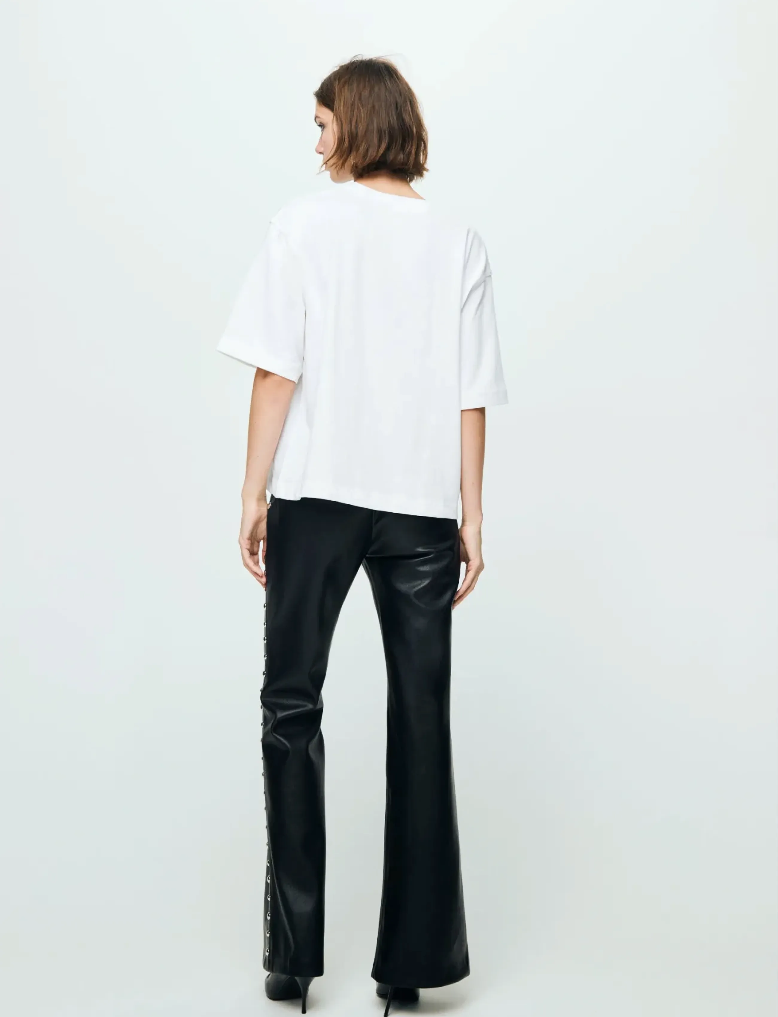 Mango - Studded faux-leather trousers - flare bukser - black - 2