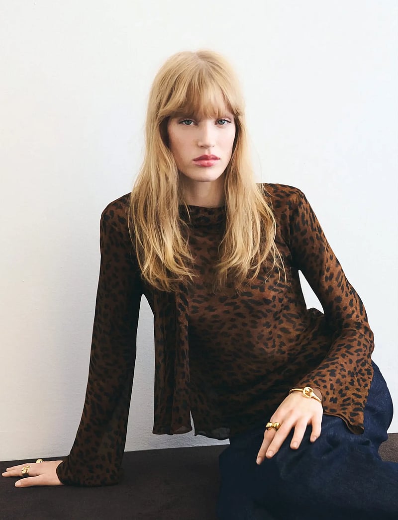 Mango - Leopard-print blouse with scarf - langærmede bluser - black - 0