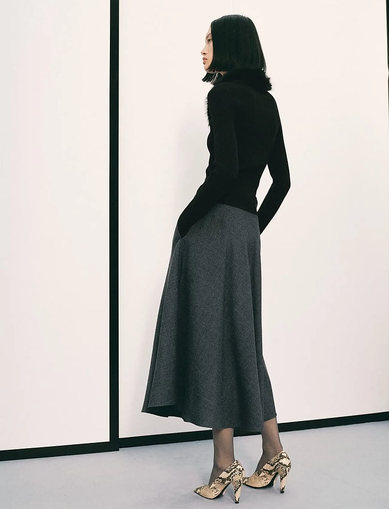 Mango - Cardigan with faux-fur collar - cardigans - black - 2