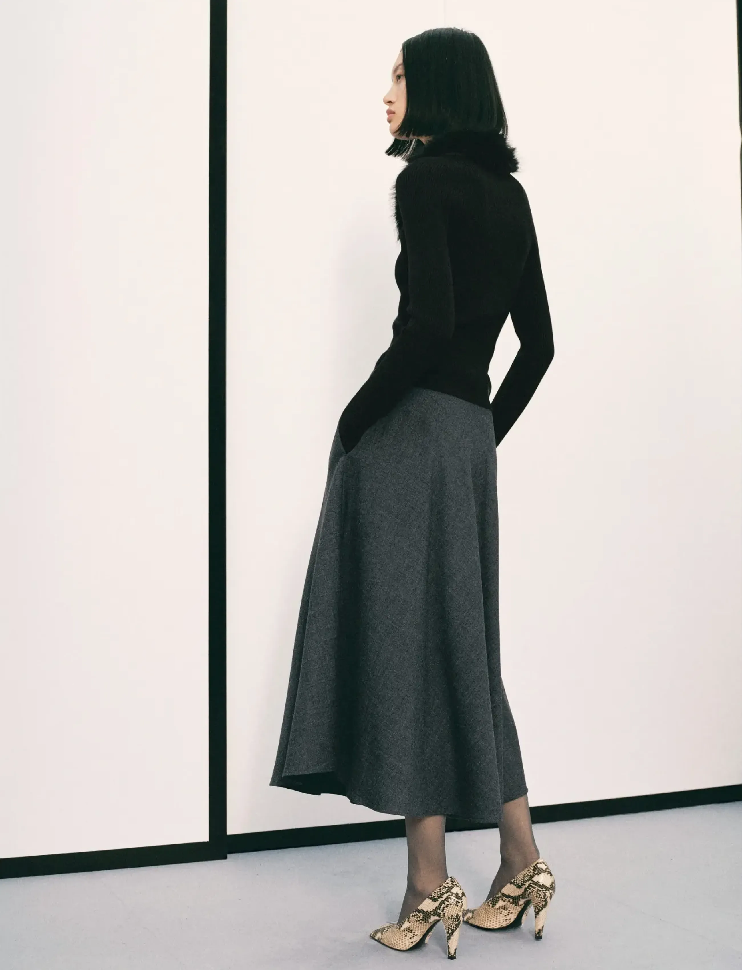 Mango - Cardigan with faux-fur collar - kardiganid - black - 2